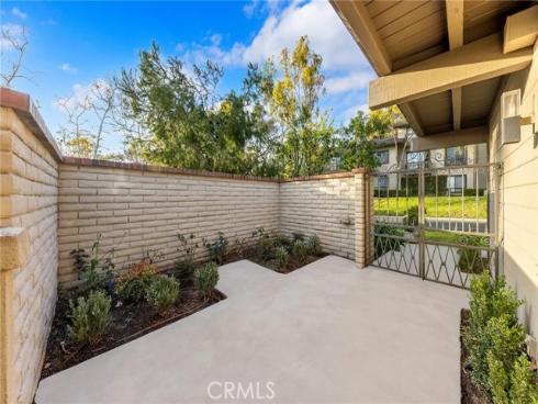 8 Montanas Sud 60 , Irvine, CA