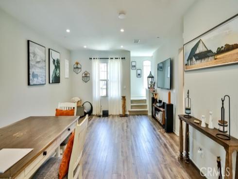 144 Elkhorn , Irvine, CA