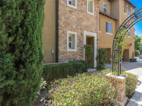 63 Gingerwood , Irvine, CA