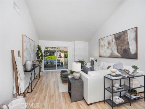 4 Dogwood , Irvine, CA