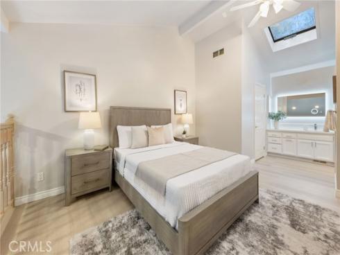 77 Lakepines , Irvine, CA