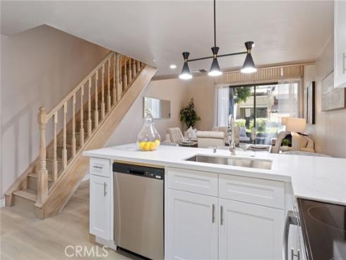 77 Lakepines , Irvine, CA