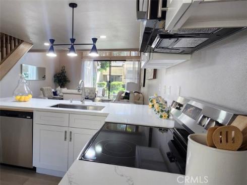 77 Lakepines , Irvine, CA