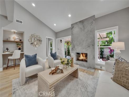 10  Lassen  , Irvine, CA