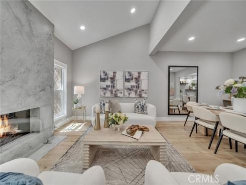 10  Lassen  , Irvine, CA