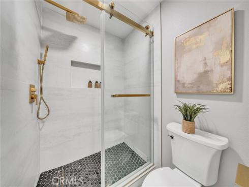 10  Lassen  , Irvine, CA