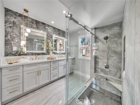 10  Lassen  , Irvine, CA