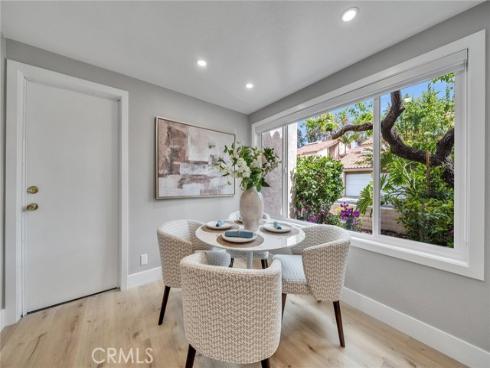 10  Lassen  , Irvine, CA