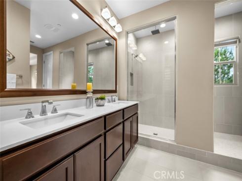 102 Vessel , Irvine, CA