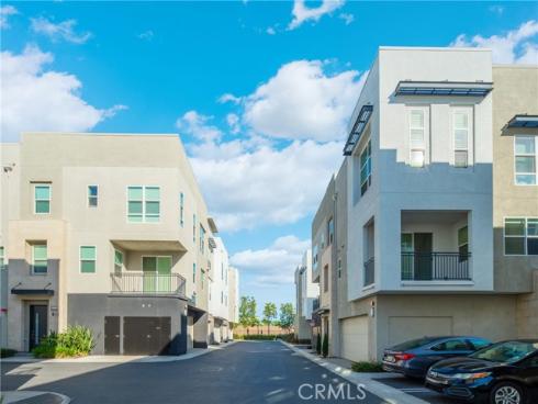 2318  Synergy  , Irvine, CA