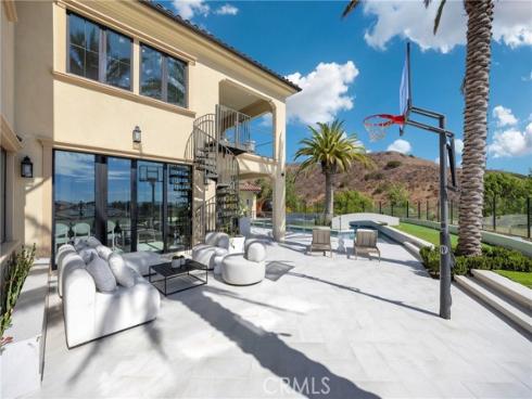 116  Clear Falls  , Irvine, CA