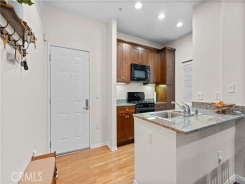 2123 Scholarship , Irvine, CA