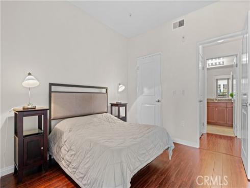 2123 Scholarship , Irvine, CA