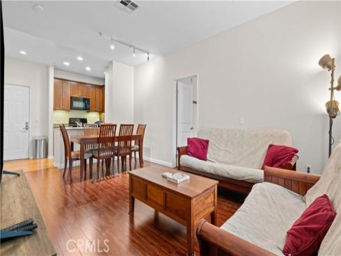 2123 Scholarship , Irvine, CA