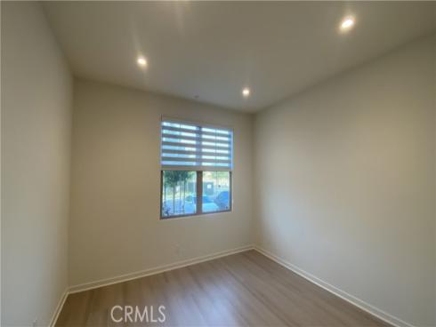 110  Sunnyside  , Irvine, CA