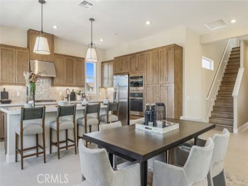 186  Proctor  , Irvine, CA