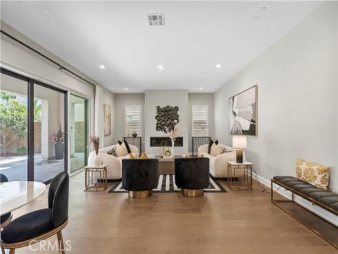 370 Sawbuck , Irvine, CA