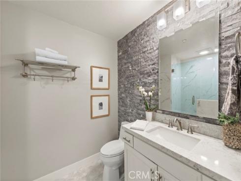 85  Reunion  , Irvine, CA