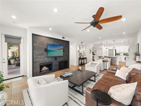 85  Reunion  , Irvine, CA