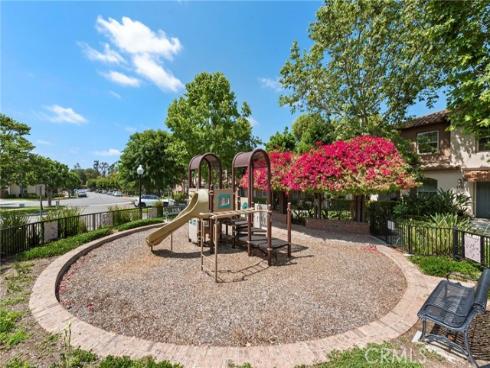 85  Reunion  , Irvine, CA