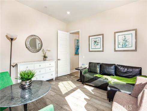 71  Einstein   Way, Irvine, CA