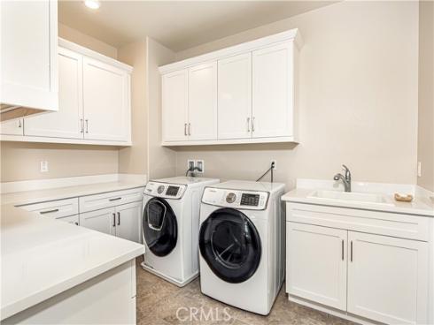 71  Einstein   Way, Irvine, CA