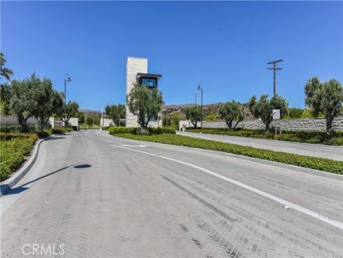 71  Einstein   Way, Irvine, CA