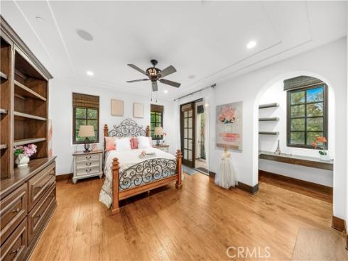 20  Cactus  , Irvine, CA