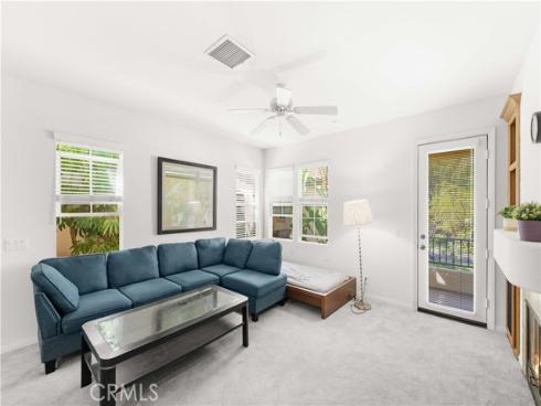 32  Perennial  , Irvine, CA