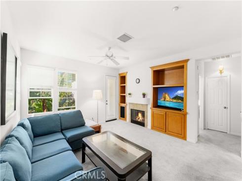 32  Perennial  , Irvine, CA