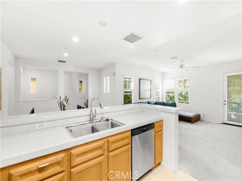 32  Perennial  , Irvine, CA