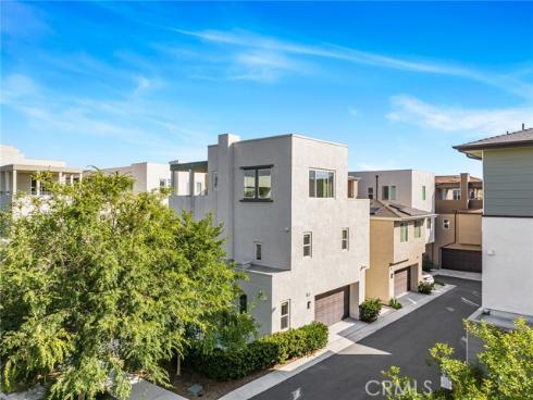 148  Stage  , Irvine, CA