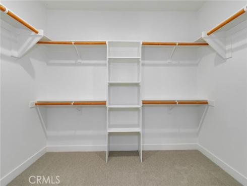 484  Chorus  , Irvine, CA