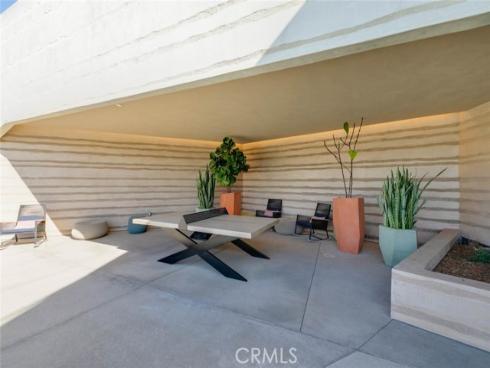 484  Chorus  , Irvine, CA