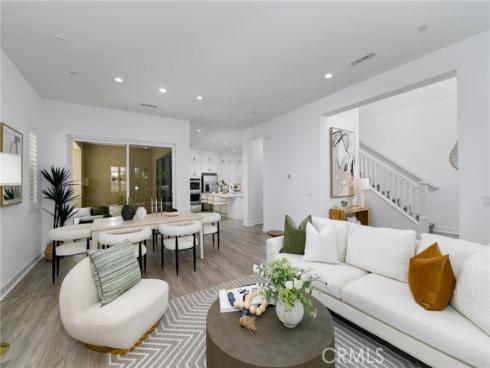 484  Chorus  , Irvine, CA