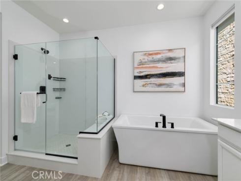 484  Chorus  , Irvine, CA