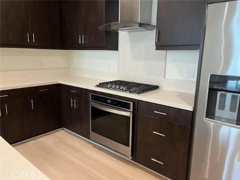 2536  Nolita  , Irvine, CA