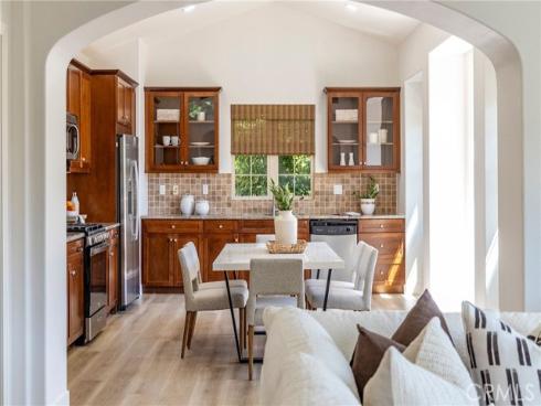 74 Townsend , Irvine, CA