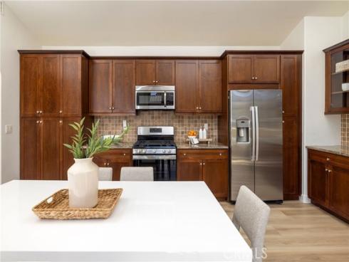 74 Townsend , Irvine, CA