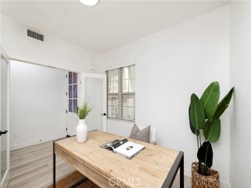 74 Townsend , Irvine, CA