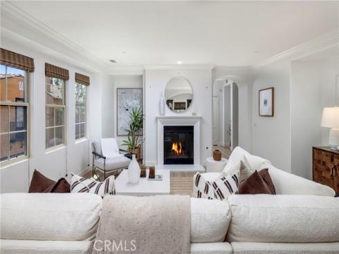 74 Townsend , Irvine, CA