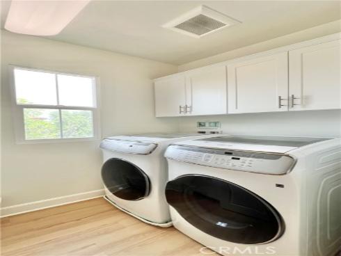 122 Espina , Irvine, CA