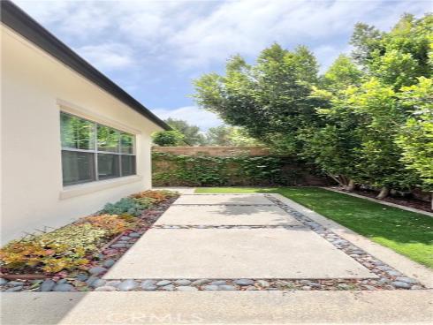 122 Espina , Irvine, CA