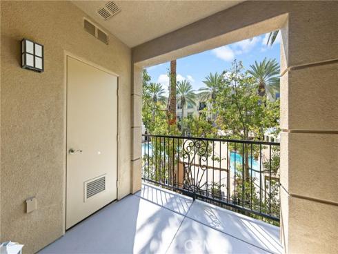 3207  Watermarke   Place, Irvine, CA