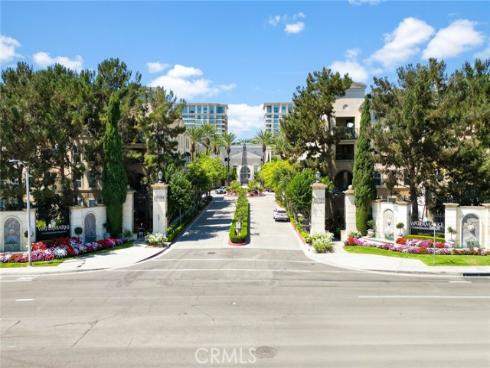 3207  Watermarke   Place, Irvine, CA