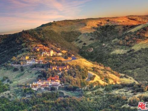 19  Rippling  , Irvine, CA