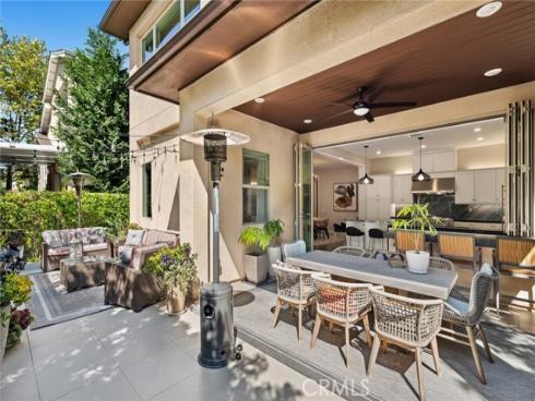 131  Spiral  , Irvine, CA