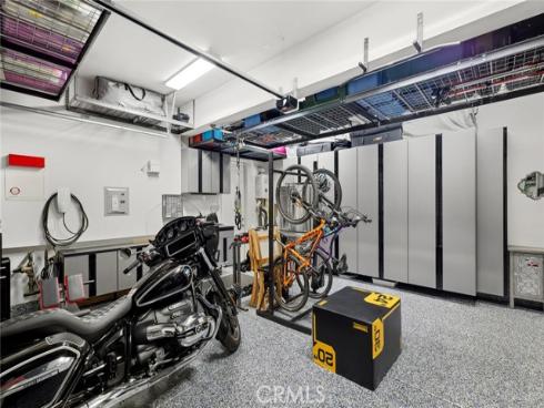 131  Spiral  , Irvine, CA