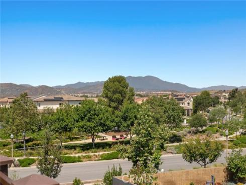 131  Spiral  , Irvine, CA