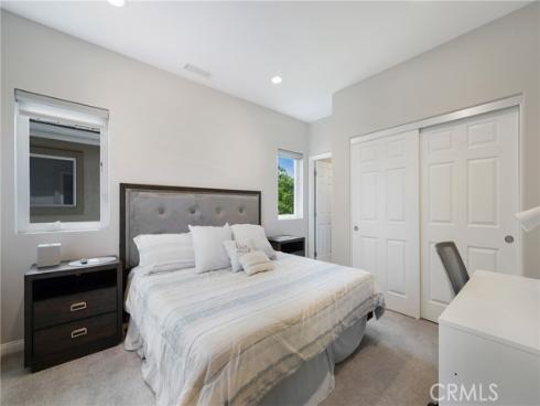 3  Heatherwood  , Irvine, CA